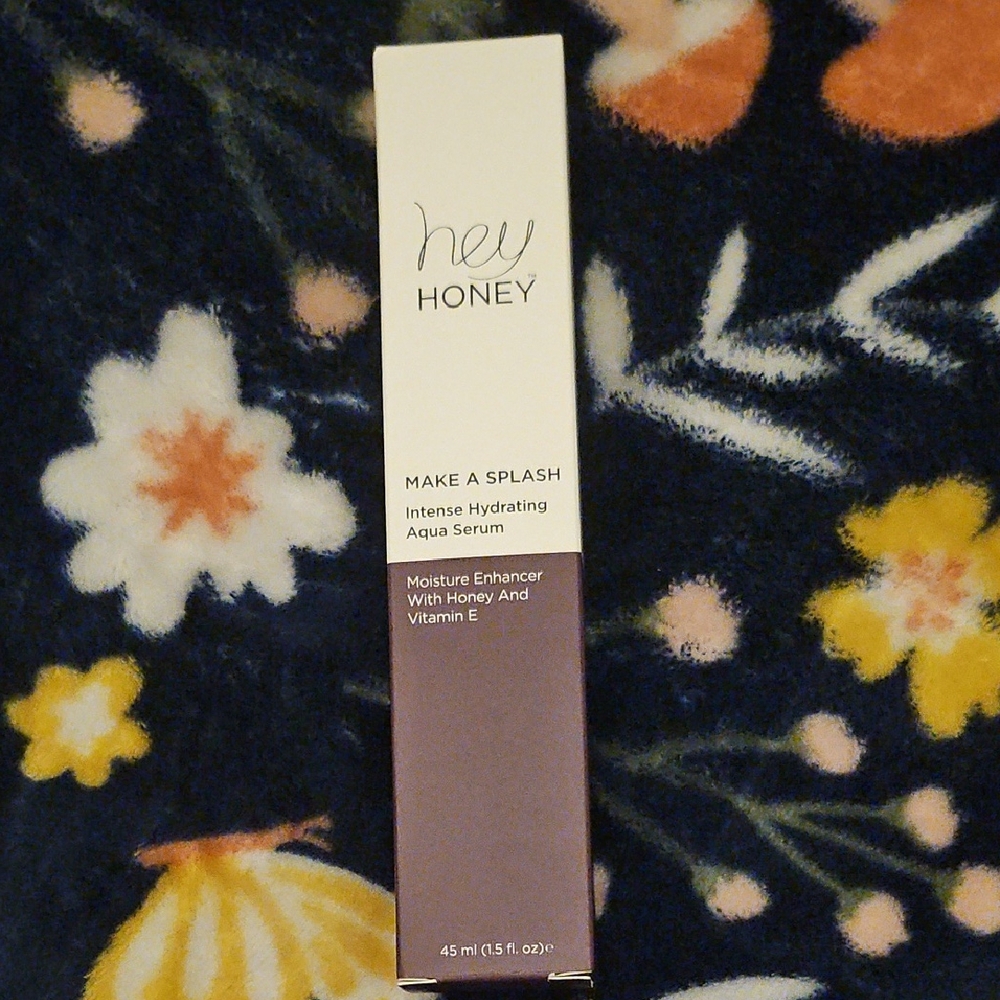 Hey Honey Make A Splash Intense Hydrating Aqua Serum - Cream & Purple